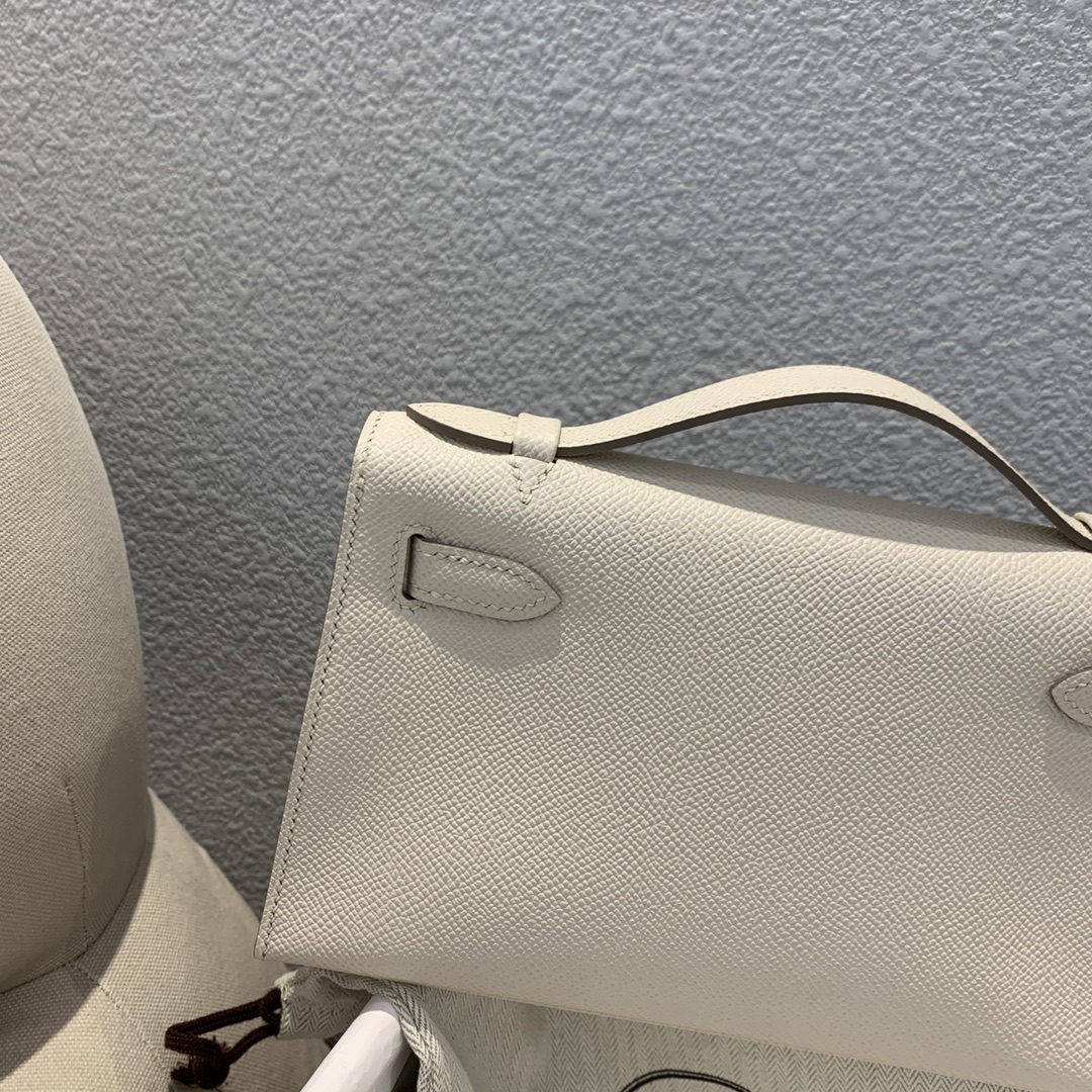 에르메스 미니 켈리백22 나타 화이트 금장 앱송